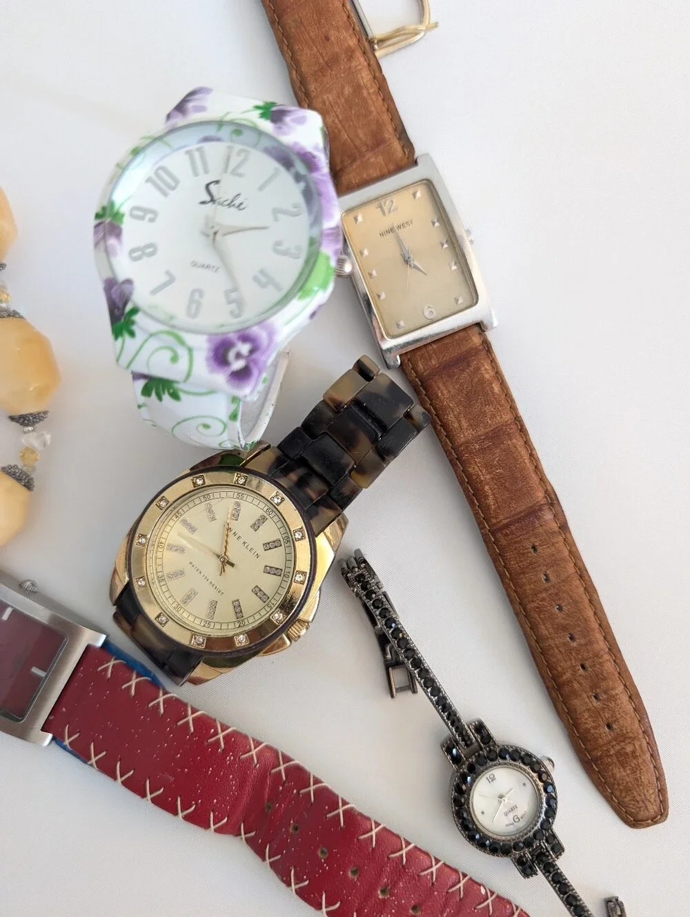 Assorted Vintage Women's Watches Bundle
